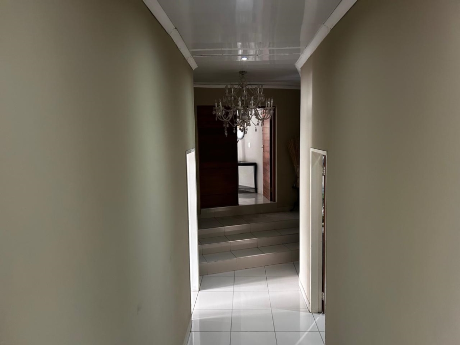 12 Bedroom Property for Sale in Boschfontein Gauteng
